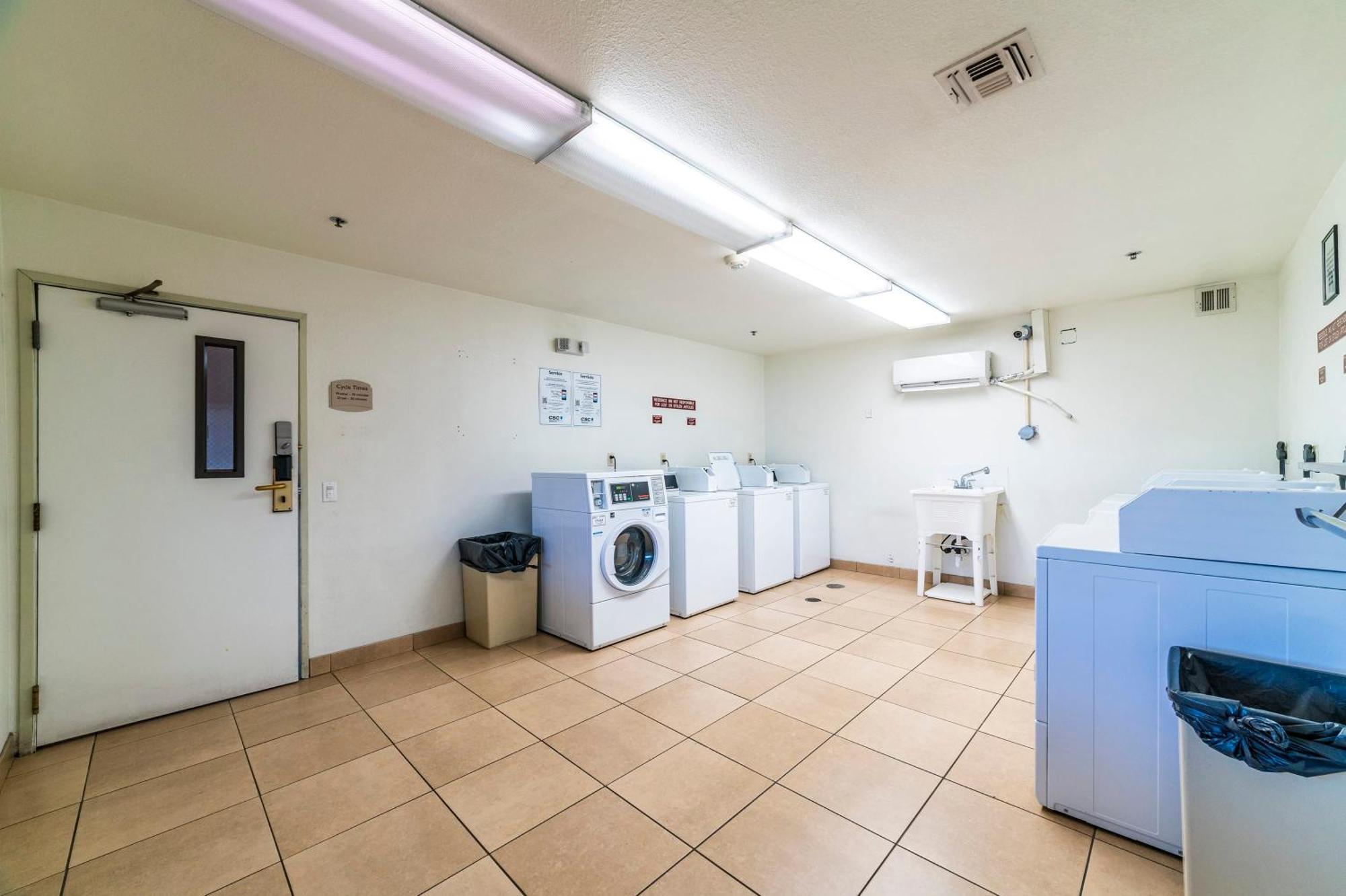 Metro Phx 1Bedroom Apartment 凤凰城 外观 照片